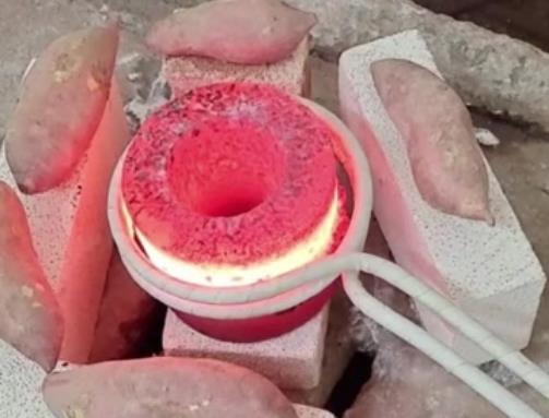 超高频午夜影院污视频加热机频率为800Khz打样测试