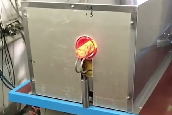 160KW超音频简易锻造加热炉，一拖二加热圆柱毛坯钢材料(图4)
