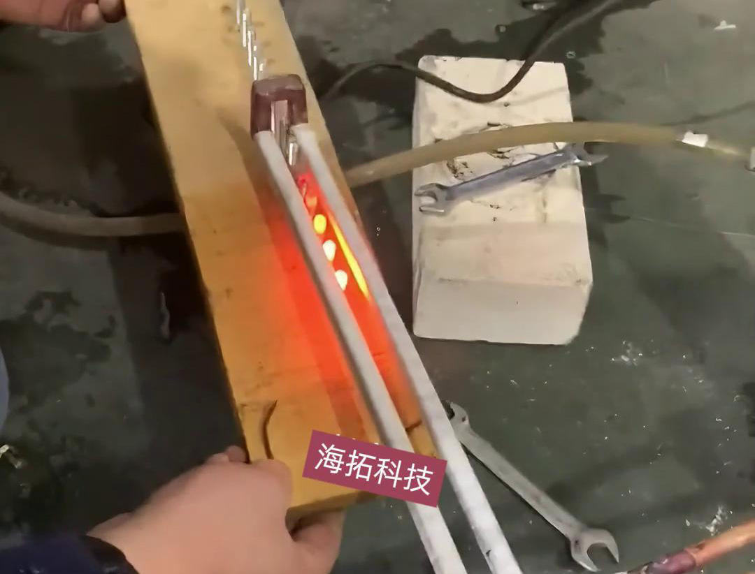 6mm端头在线退火，高频加热机配合自动输送带实现均匀加热退火