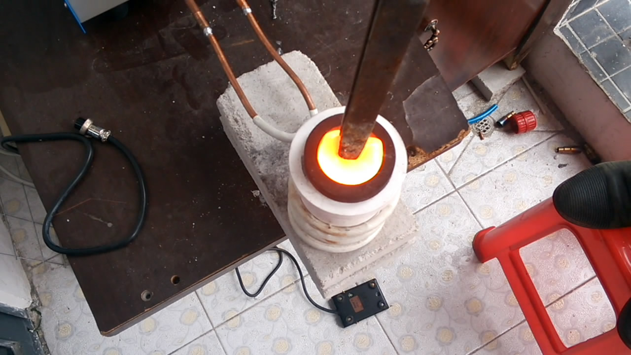 全固体午夜影院污视频加热设备与午夜影院污视频熔炼炉的工艺基本相同
