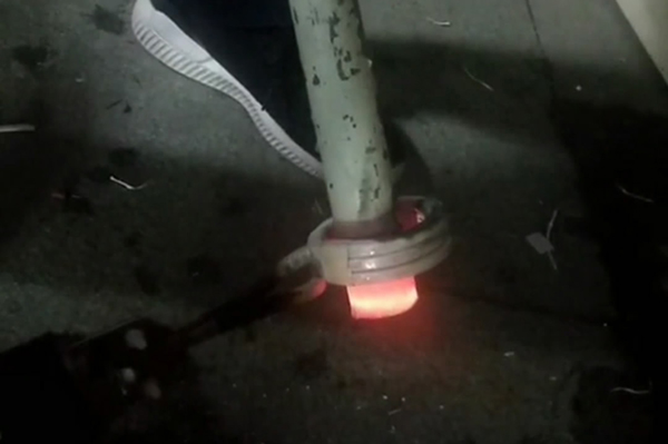 高频午夜影院污视频加热设备-通过电子管实现高频振荡